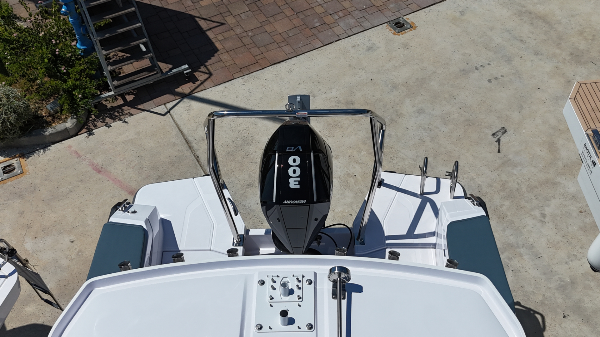 Axopar 29 XC Cross Cabin — photo 11