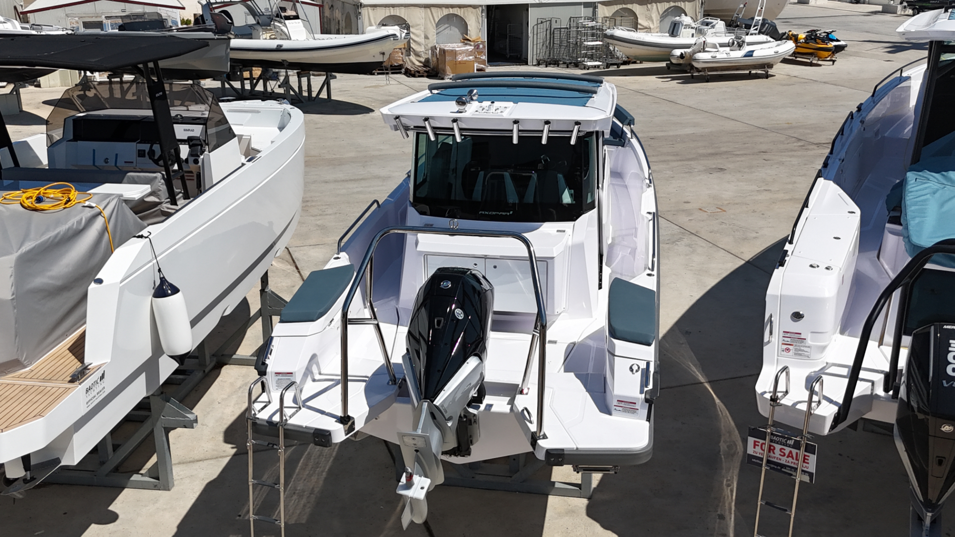 Axopar 29 XC Cross Cabin — photo 21