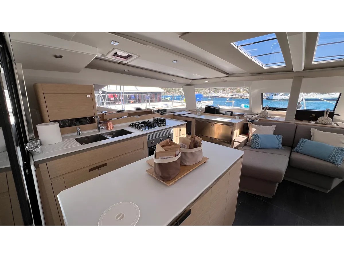 Fountaine Pajot Aura 51 — photo 57