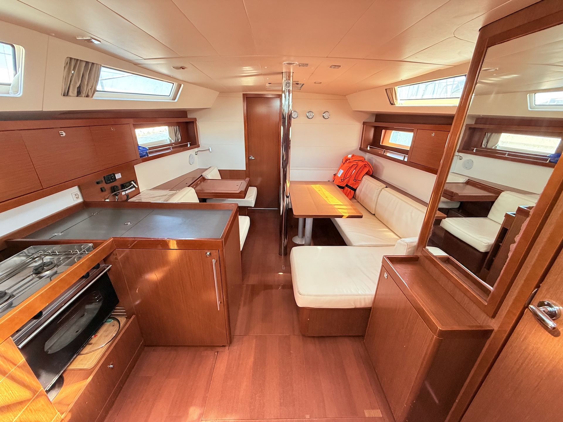 Oceanis 41 — photo 11