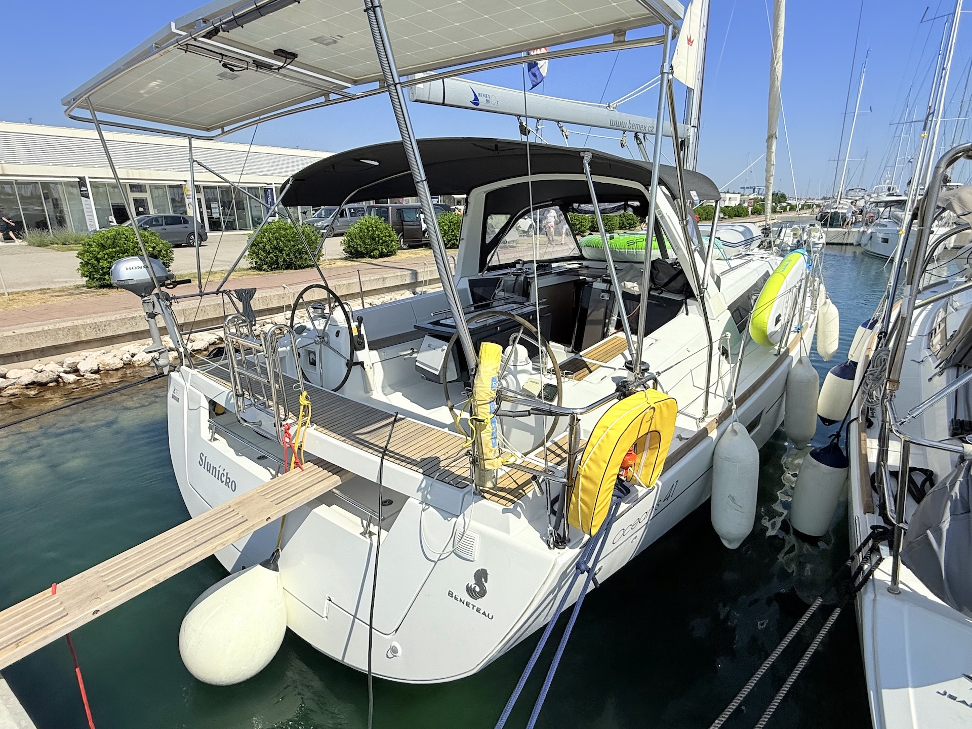 Oceanis 41 — photo 2