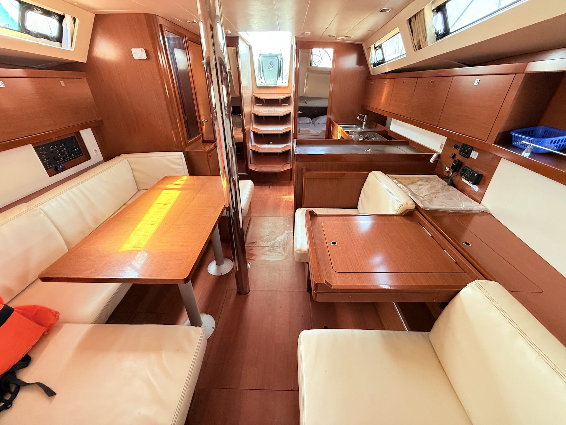 Oceanis 41 — photo 4