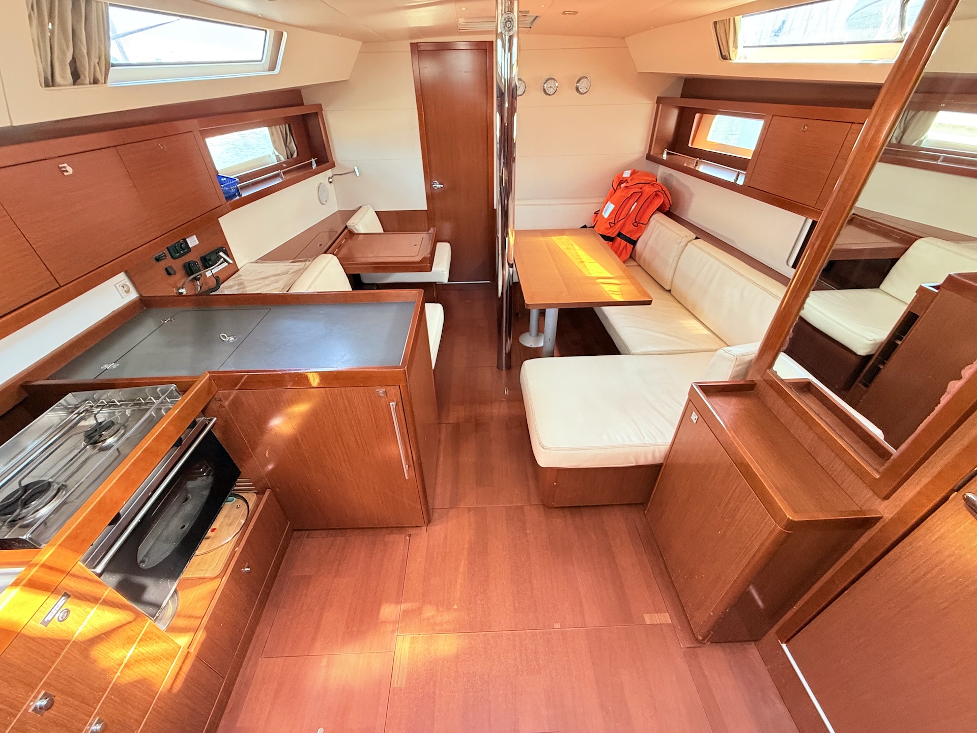 Oceanis 41 — photo 20
