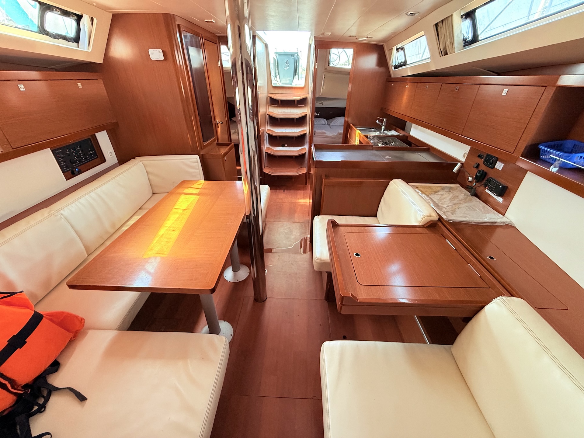 Oceanis 41 — photo 26