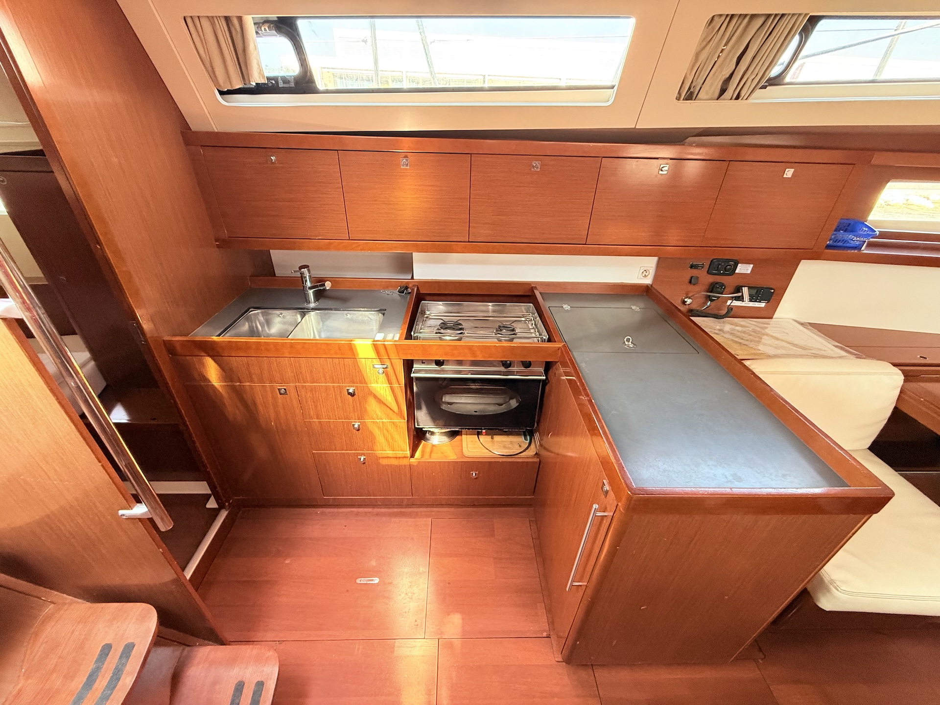 Oceanis 41 — photo 17