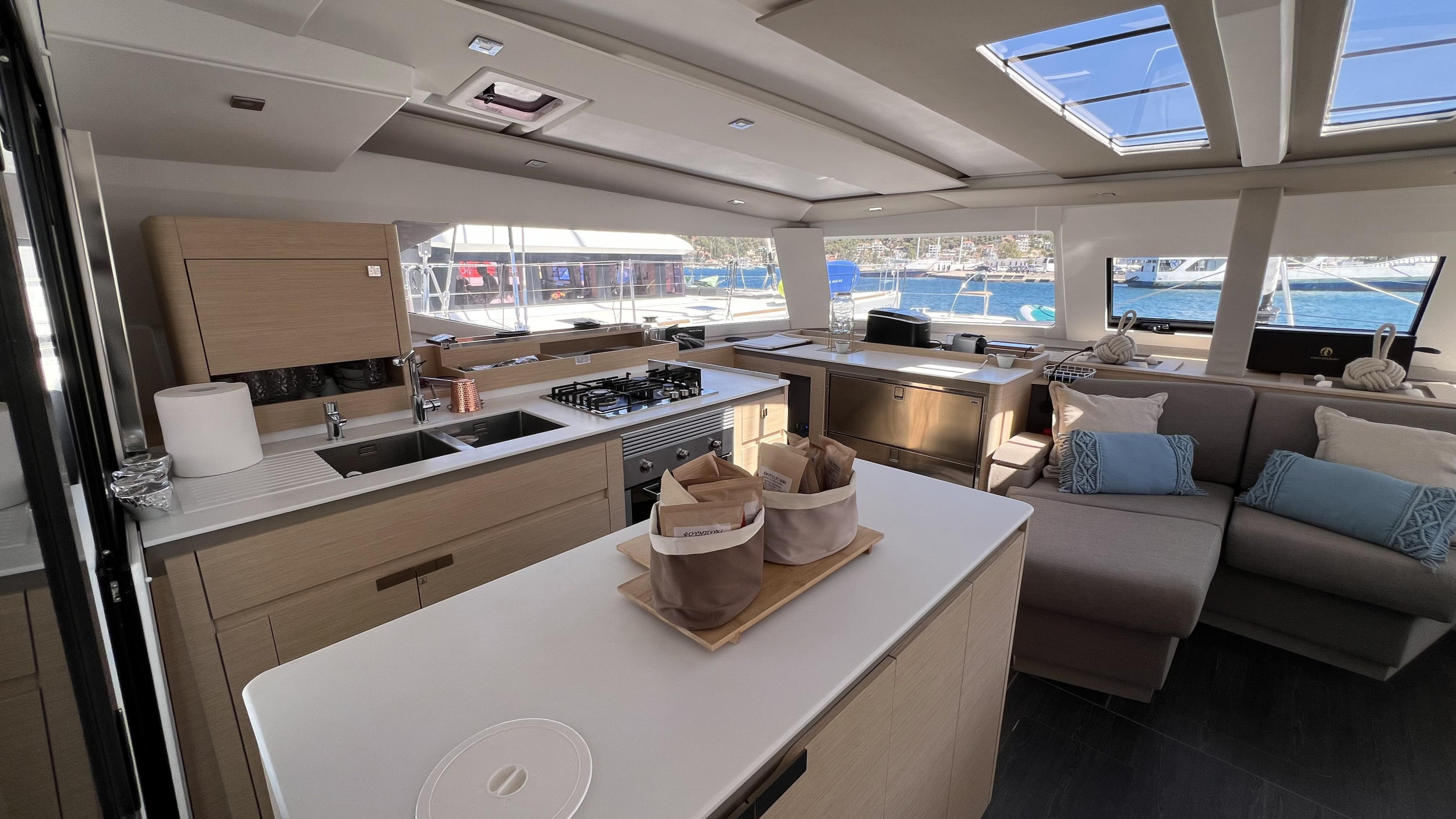 Fountaine Pajot Aura 51 — photo 59
