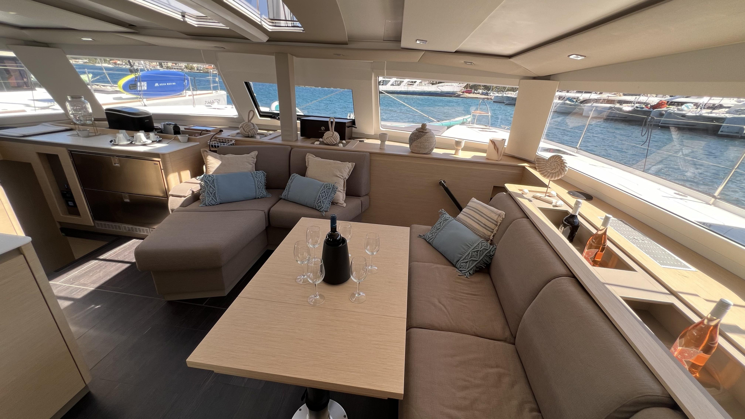 Fountaine Pajot Aura 51 — photo 23