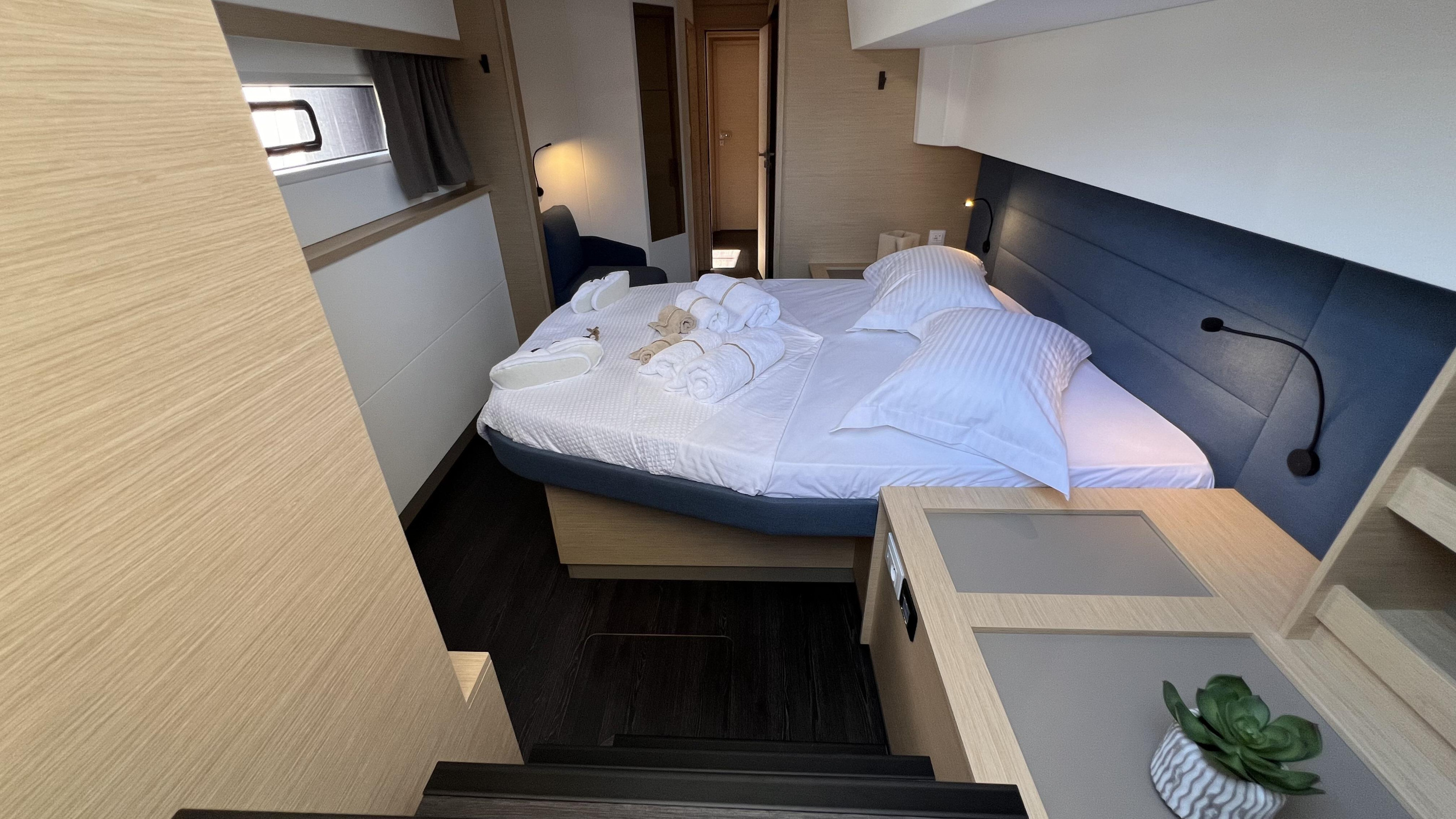 Fountaine Pajot Aura 51 — photo 34