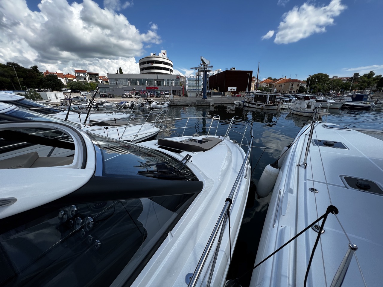 Bavaria S33 HT — photo 14