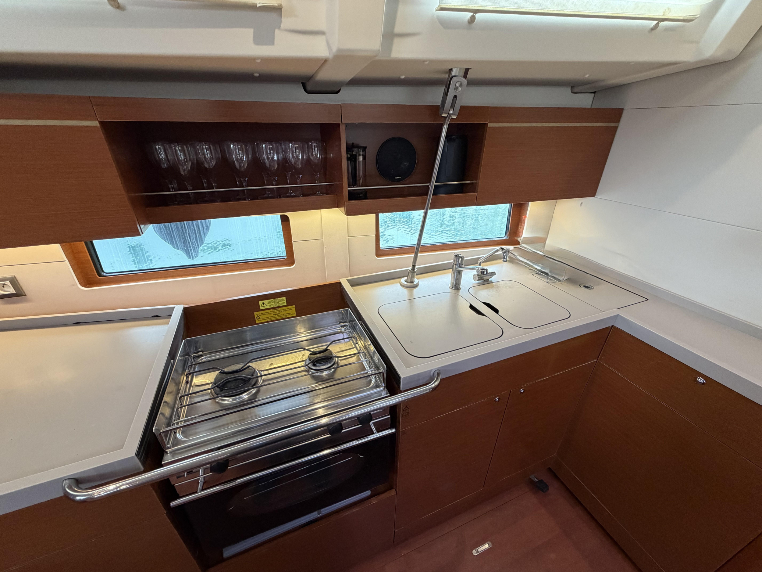 Oceanis 46.1 — photo 25