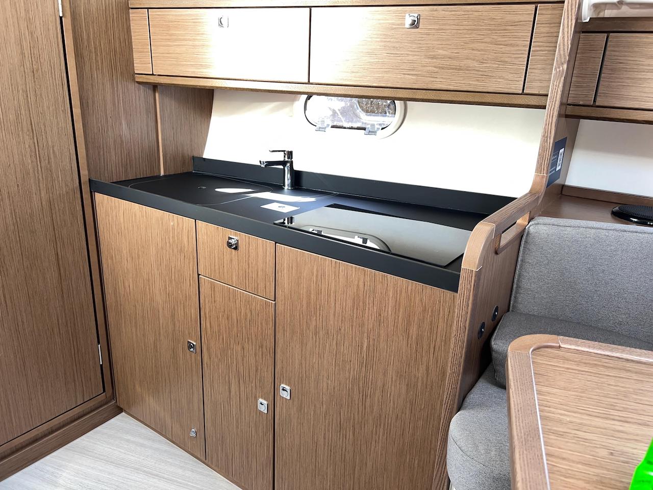 Bavaria S29+ — photo 11