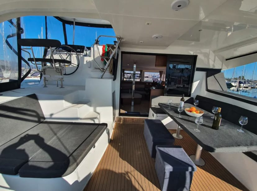 Lagoon 42 S — photo 12