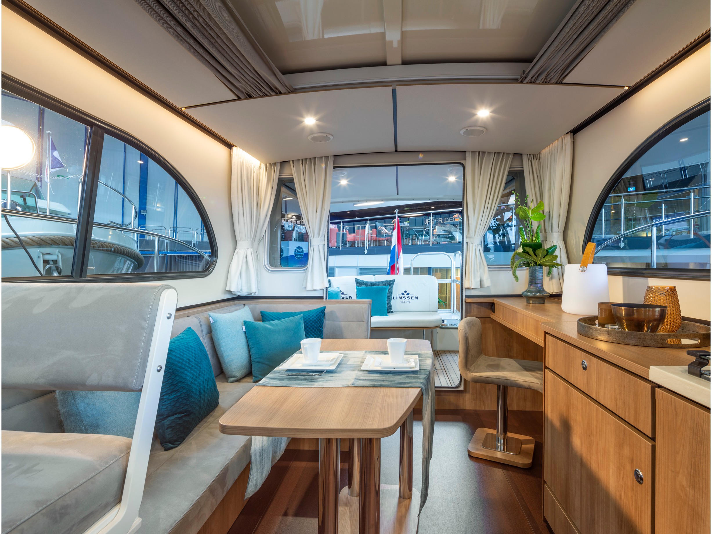 Linssen Grand Sturdy 30.0 Sedan Intero — photo 2