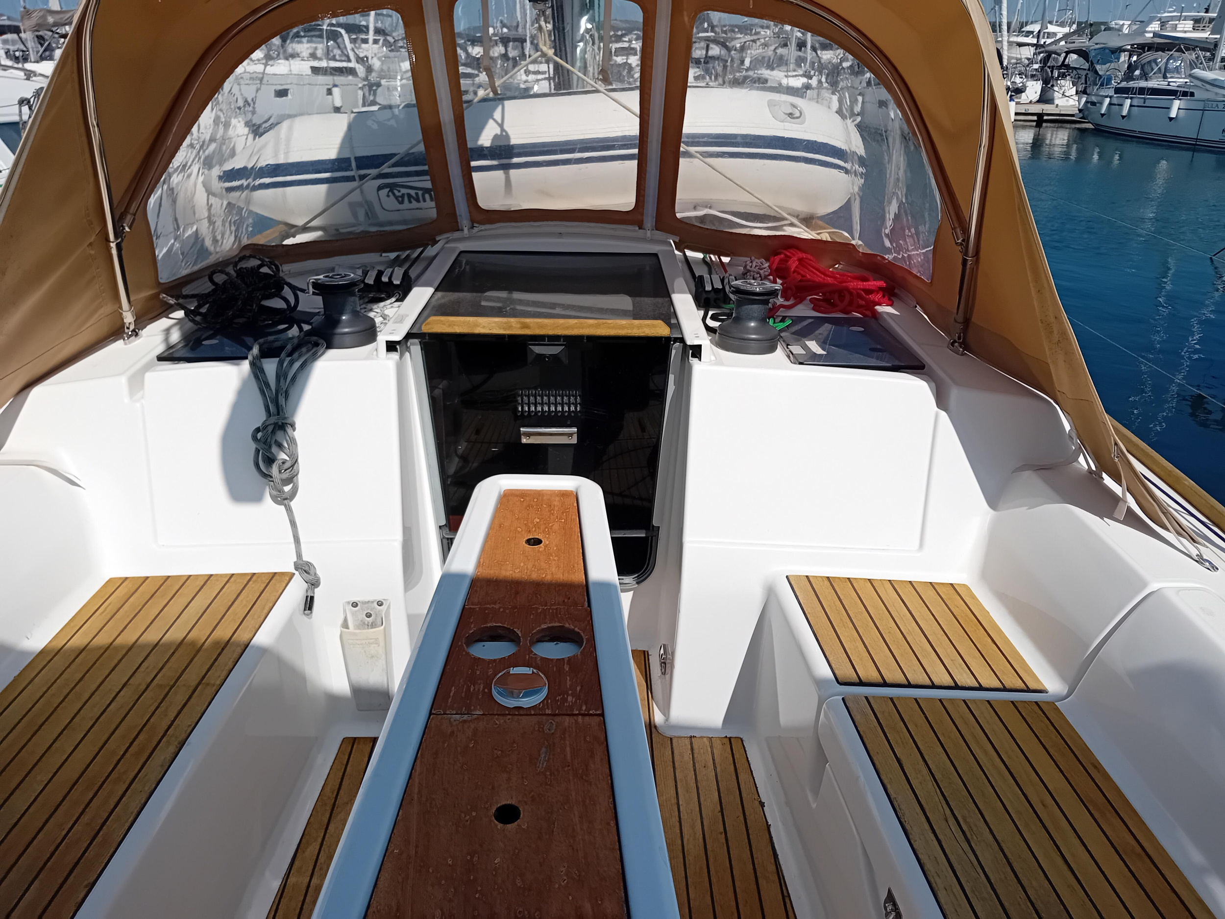 Dufour 350 GL — photo 3