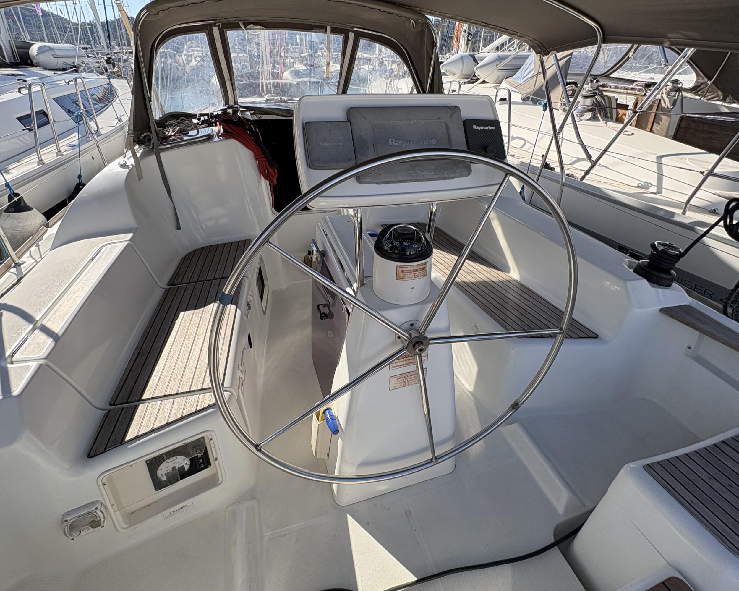 Sun Odyssey 36i — photo 5