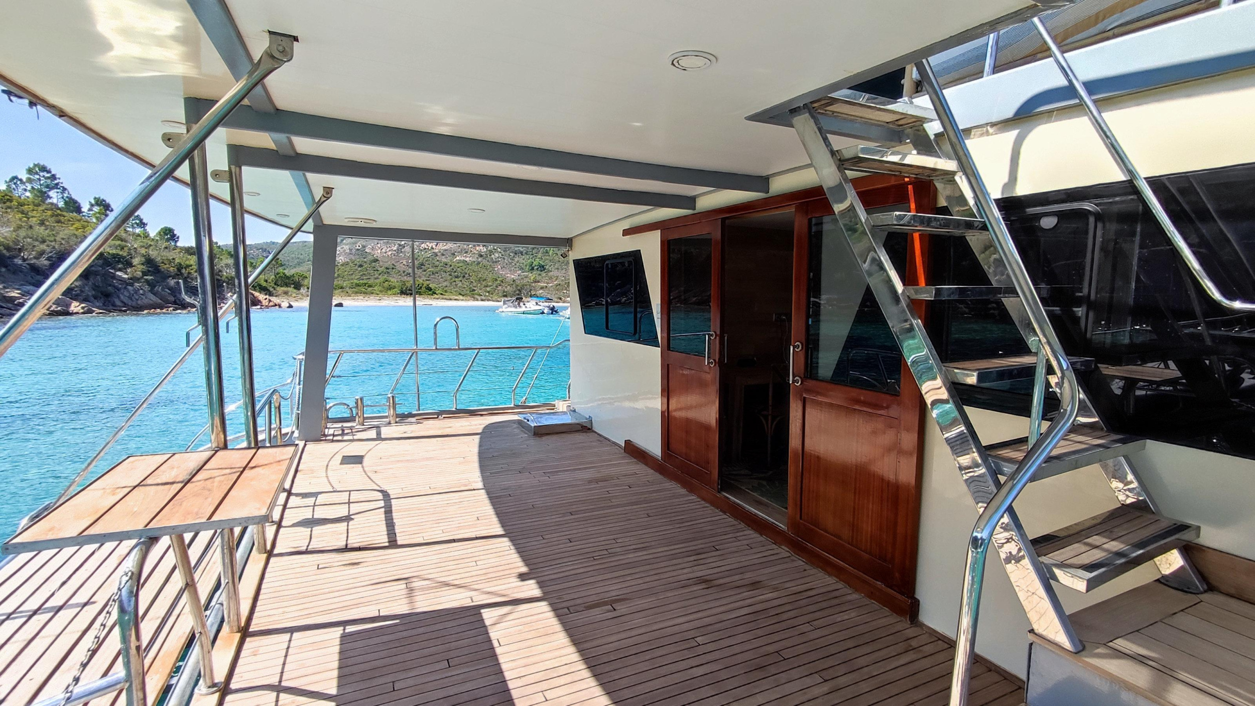 Motor Sailor Catamaran — photo 20