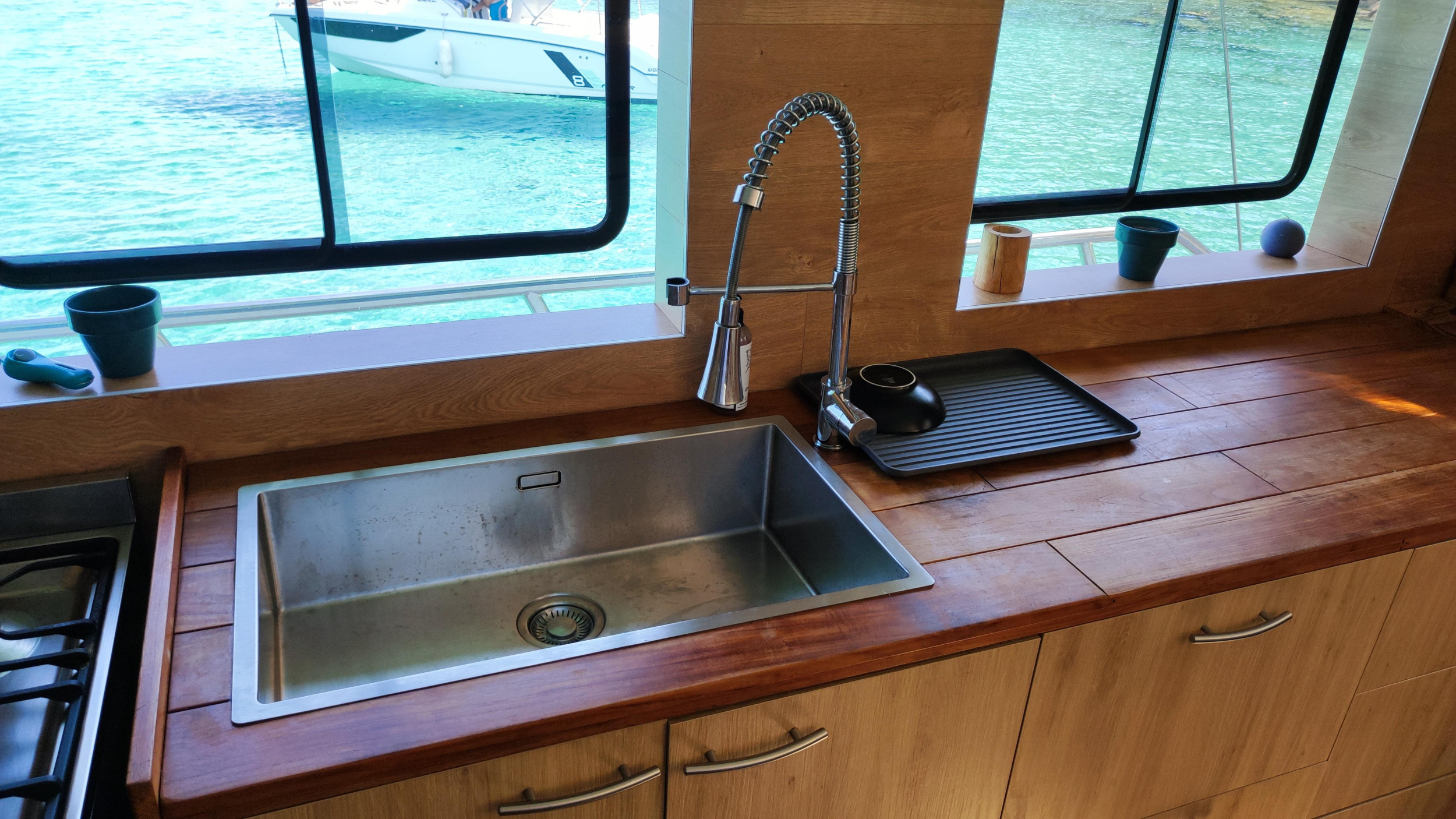 Motor Sailor Catamaran — photo 38