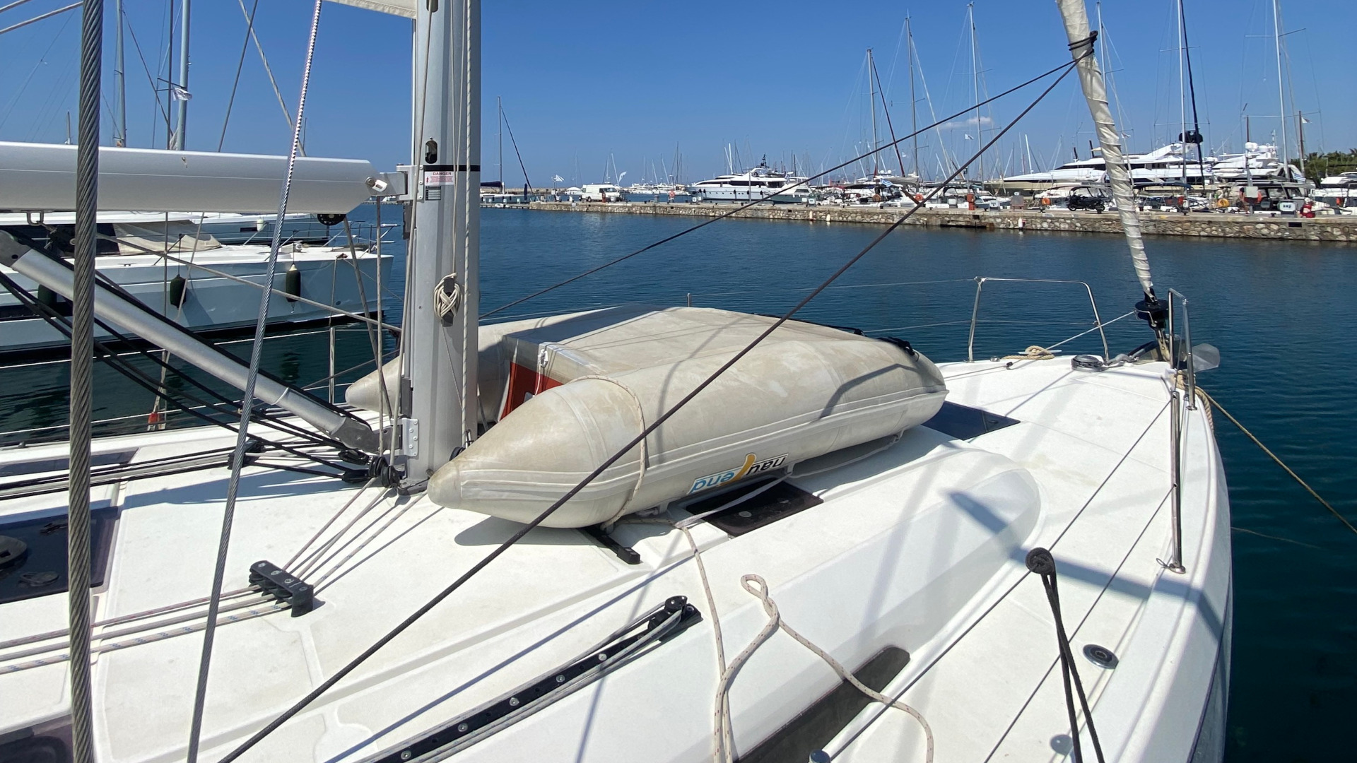 Oceanis 40.1 (3 double and 1 bunk beds) — photo 12