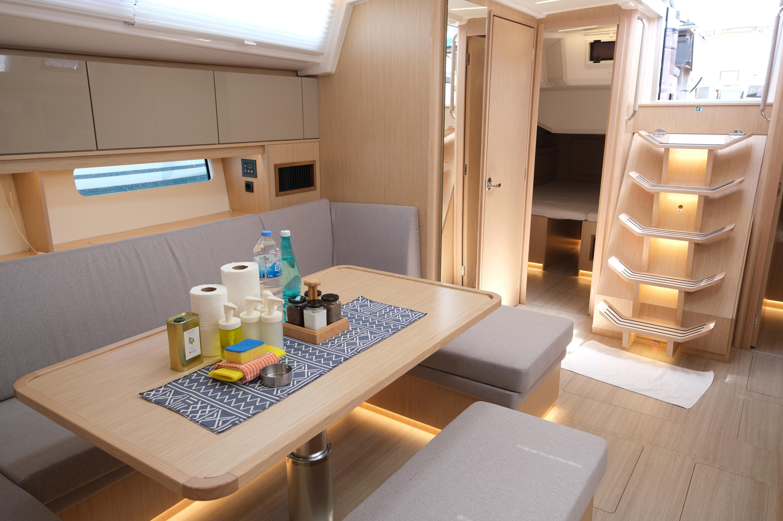 Bavaria C46 — photo 8