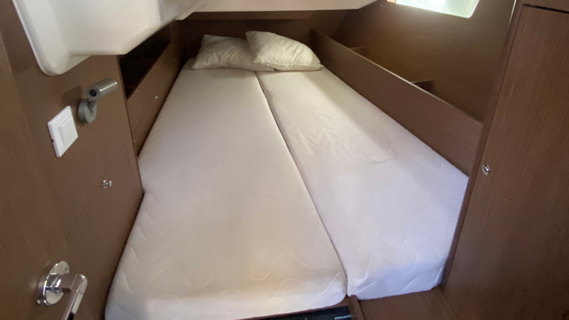 Oceanis 41.1 — photo 4
