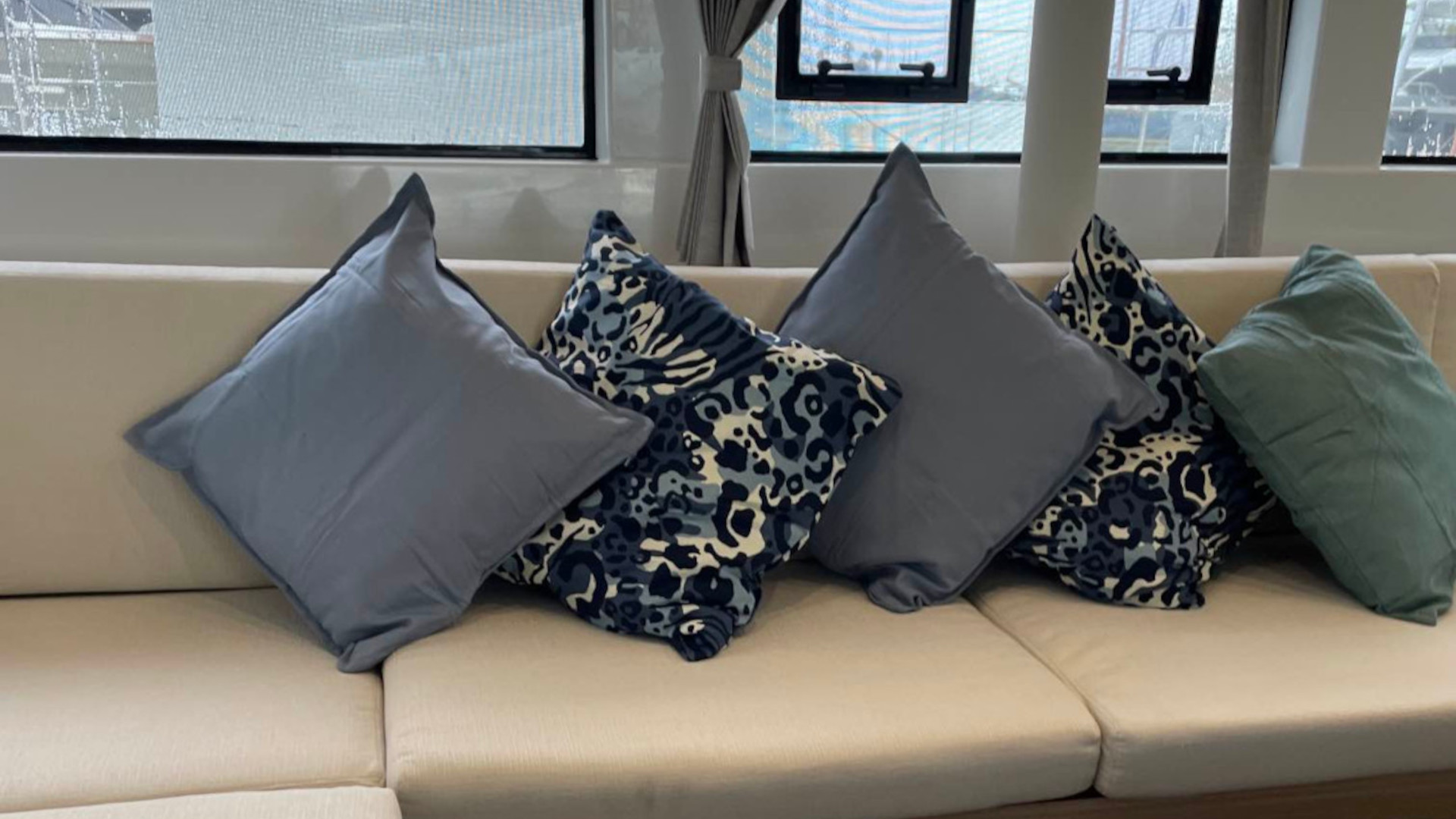 Lagoon 51 (LUXURY Equipped, SKIPPERED only) — photo 18