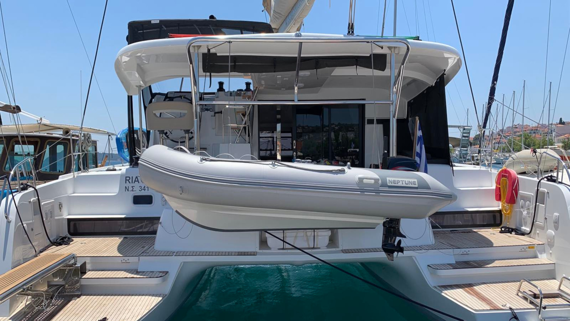 Lagoon 42 (, Watermaker, Gen)_12 — photo 14