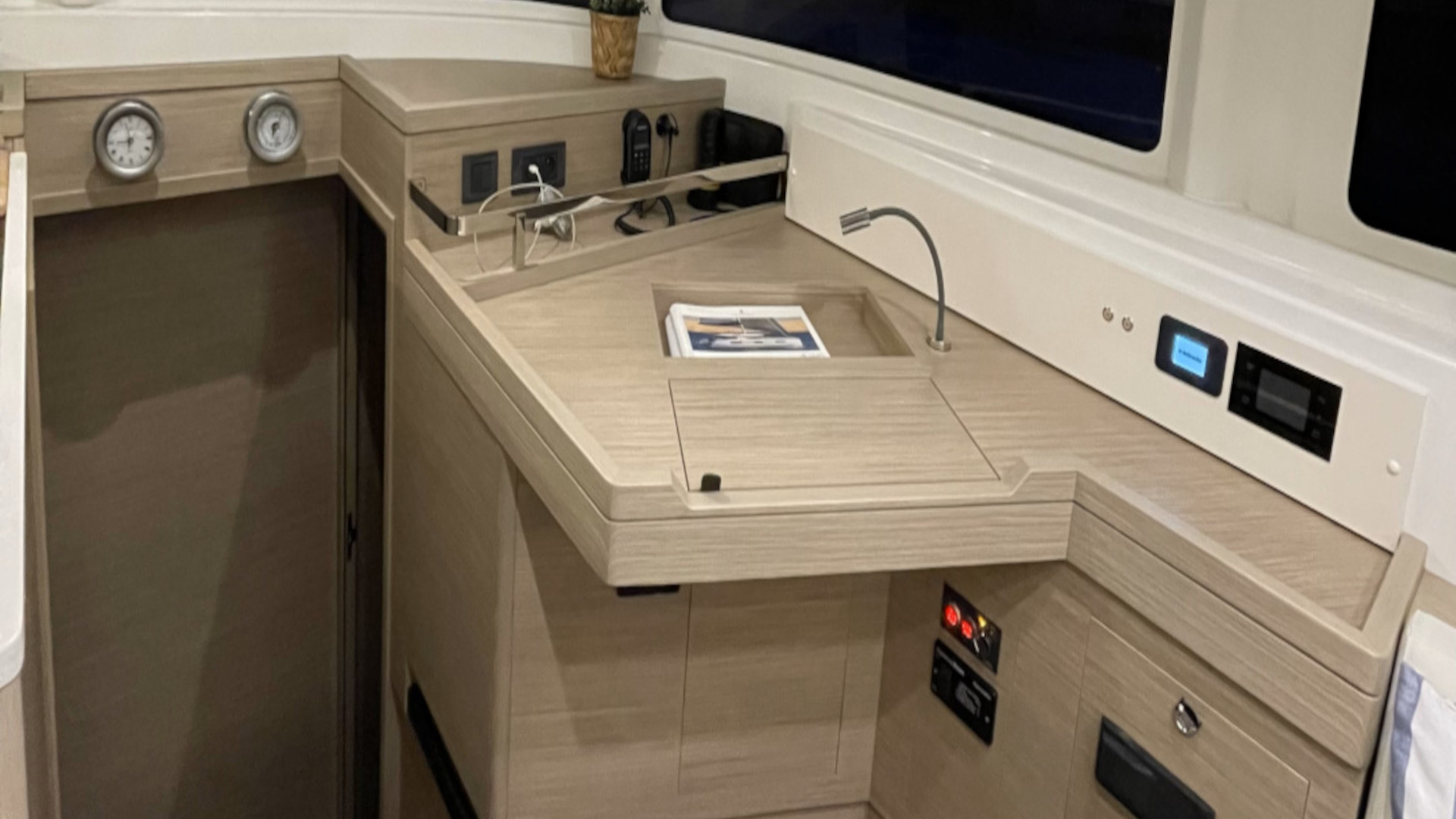 Lagoon 46 (LUXURY Equipped, SKIPPERED only) — photo 10