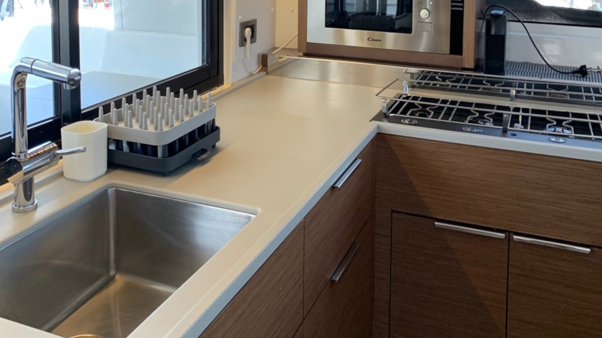 Lagoon 46 (AC, Gen, Watermaker) — photo 18