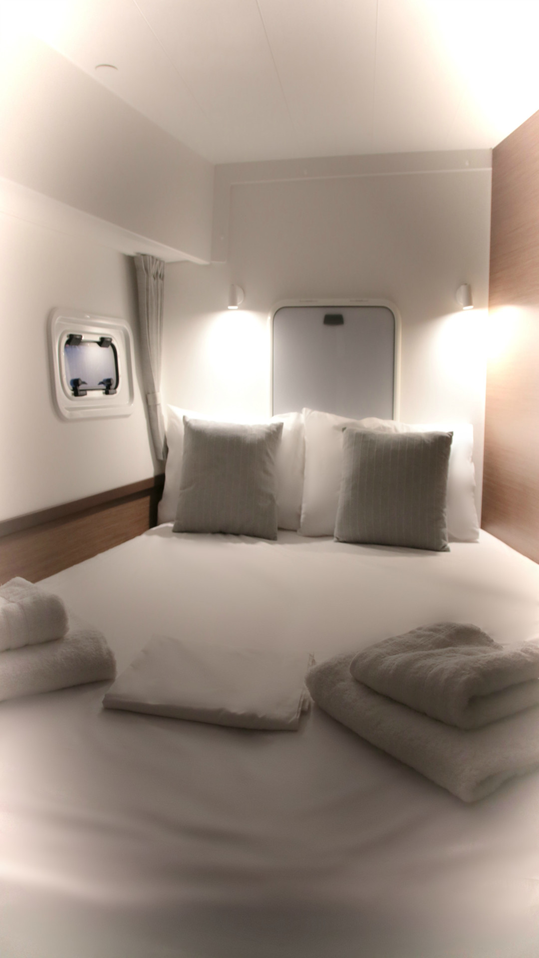 Lagoon 42 (AC, Gen, Watermaker) — photo 18