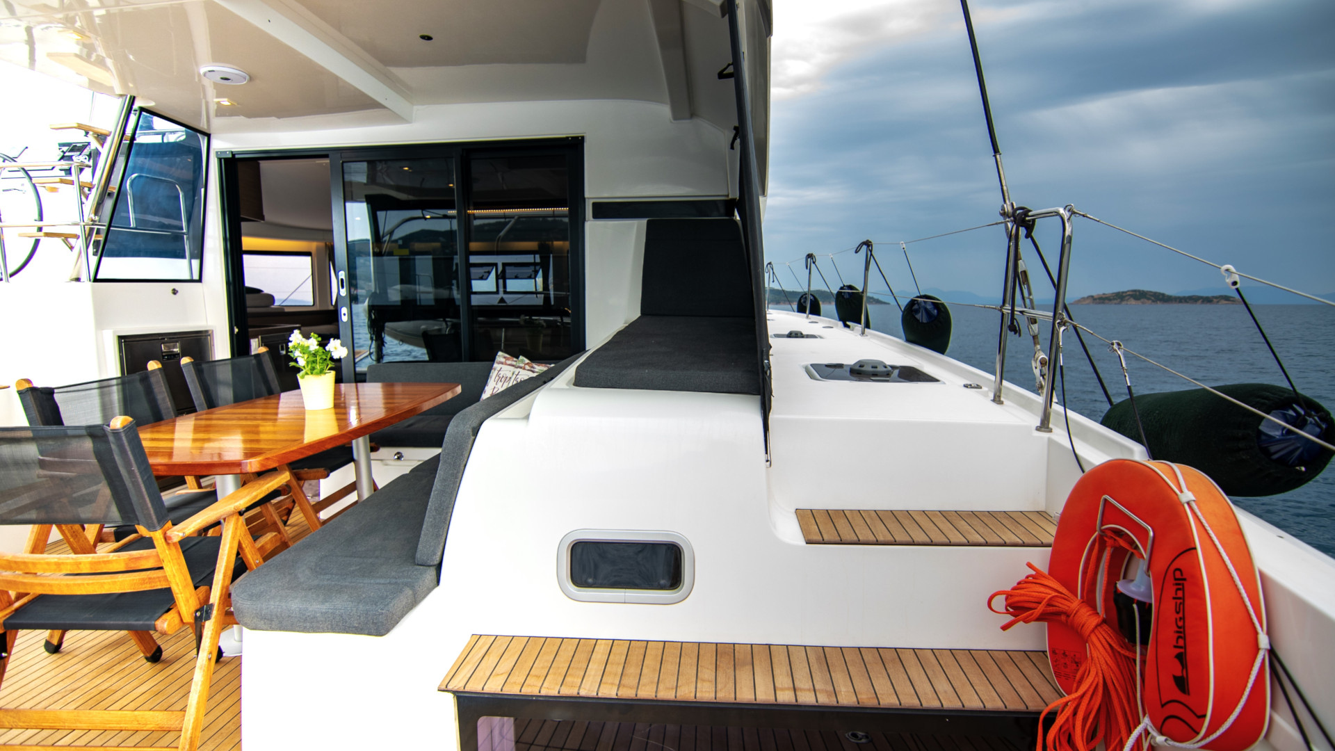 Lagoon 42 (, Watermaker, Gen)_12 — photo 9