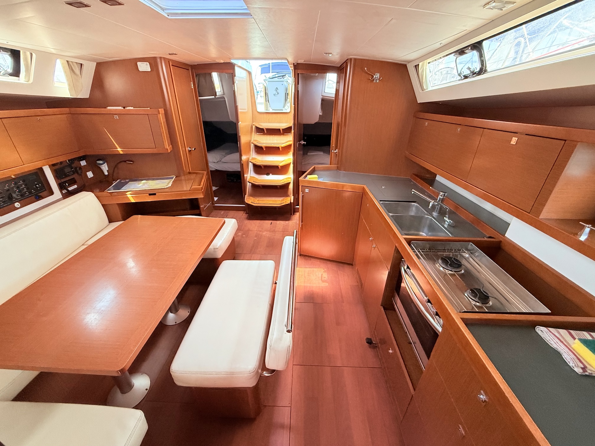 Oceanis 45 — photo 21