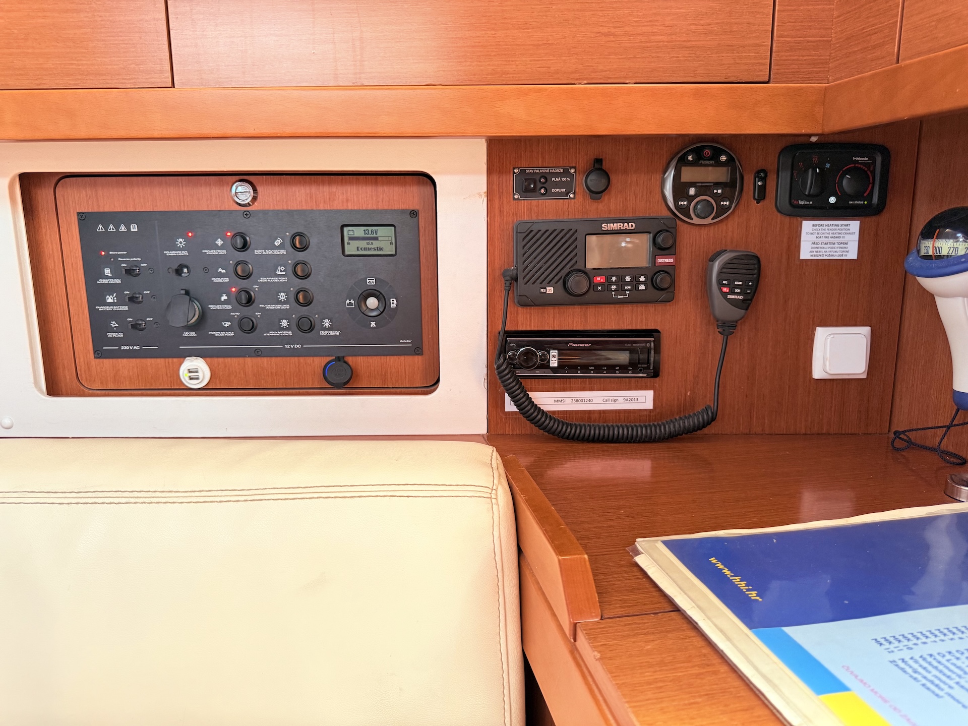 Oceanis 45 — photo 4