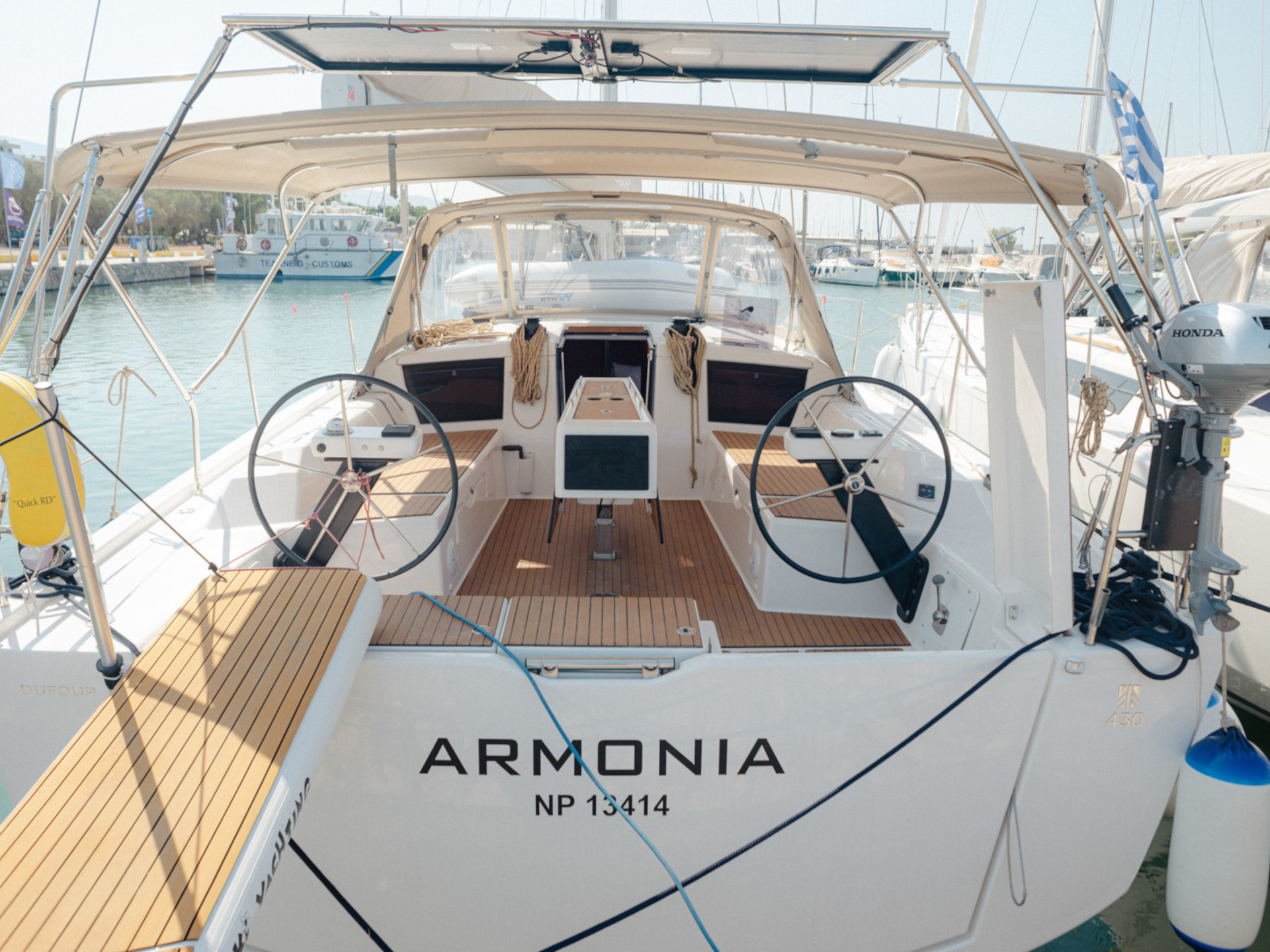 Dufour 430 — photo 1