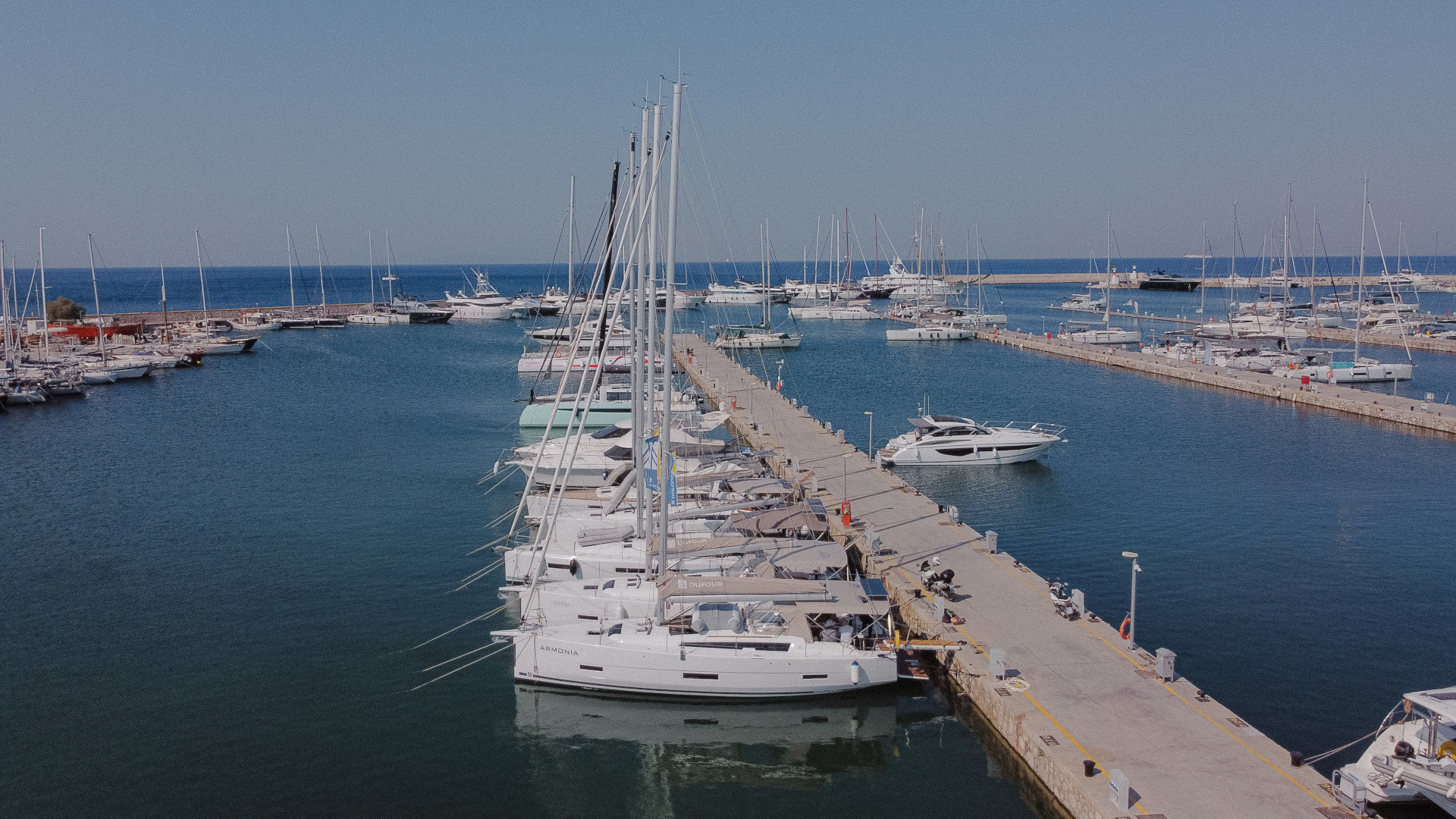 Dufour 430 — photo 3