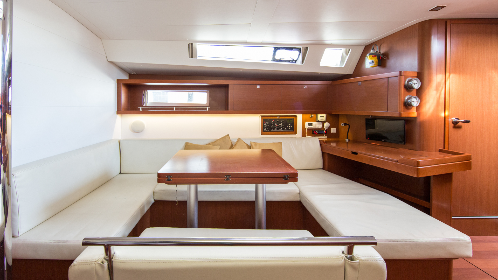 Oceanis 45 — photo 20