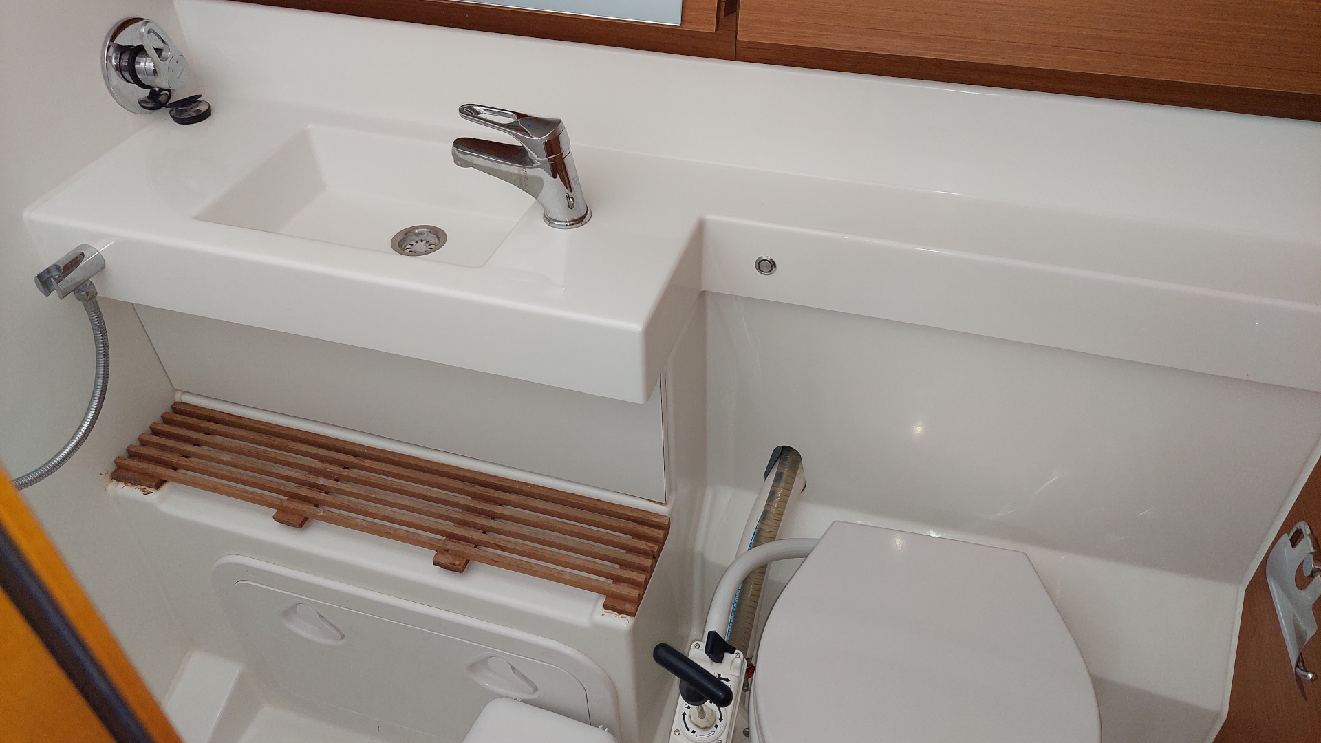Sun Odyssey 440 (possible to be converted to 3 cabins) — photo 12