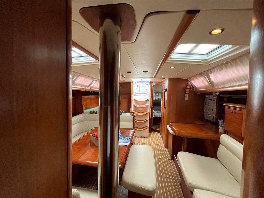 Sun Odyssey 43 — photo 12