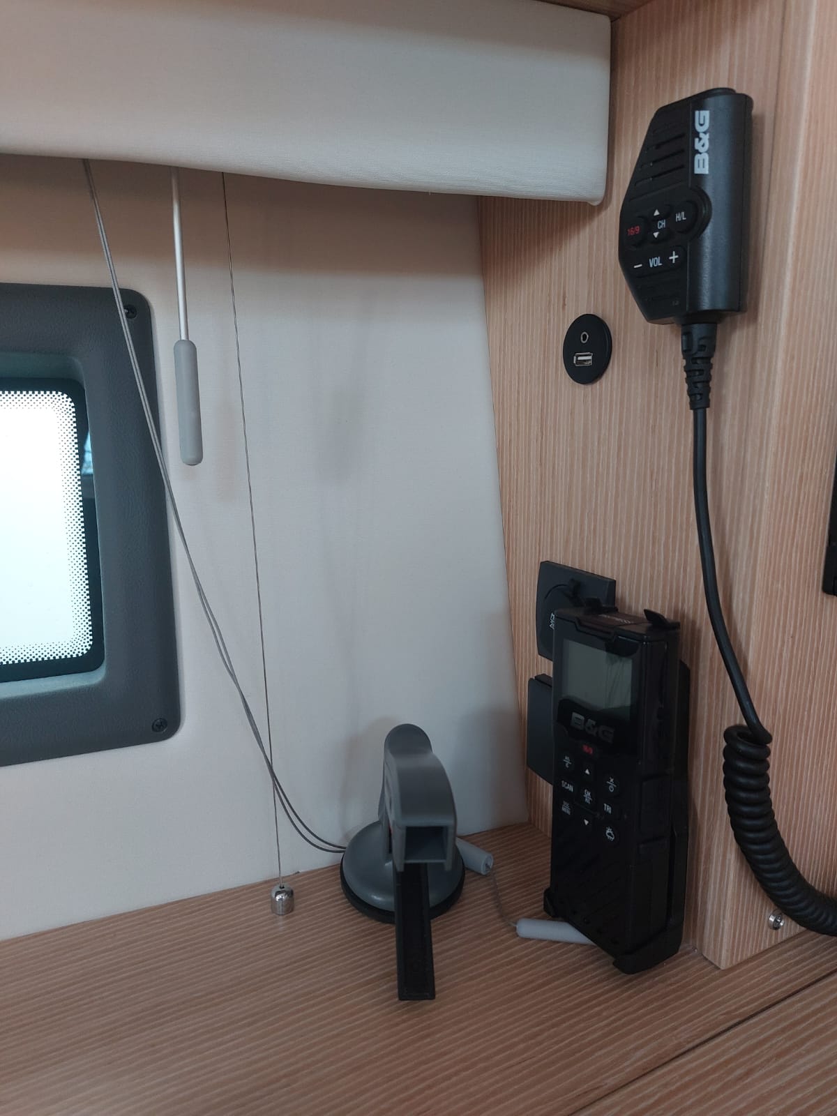 Bavaria C42 — photo 17