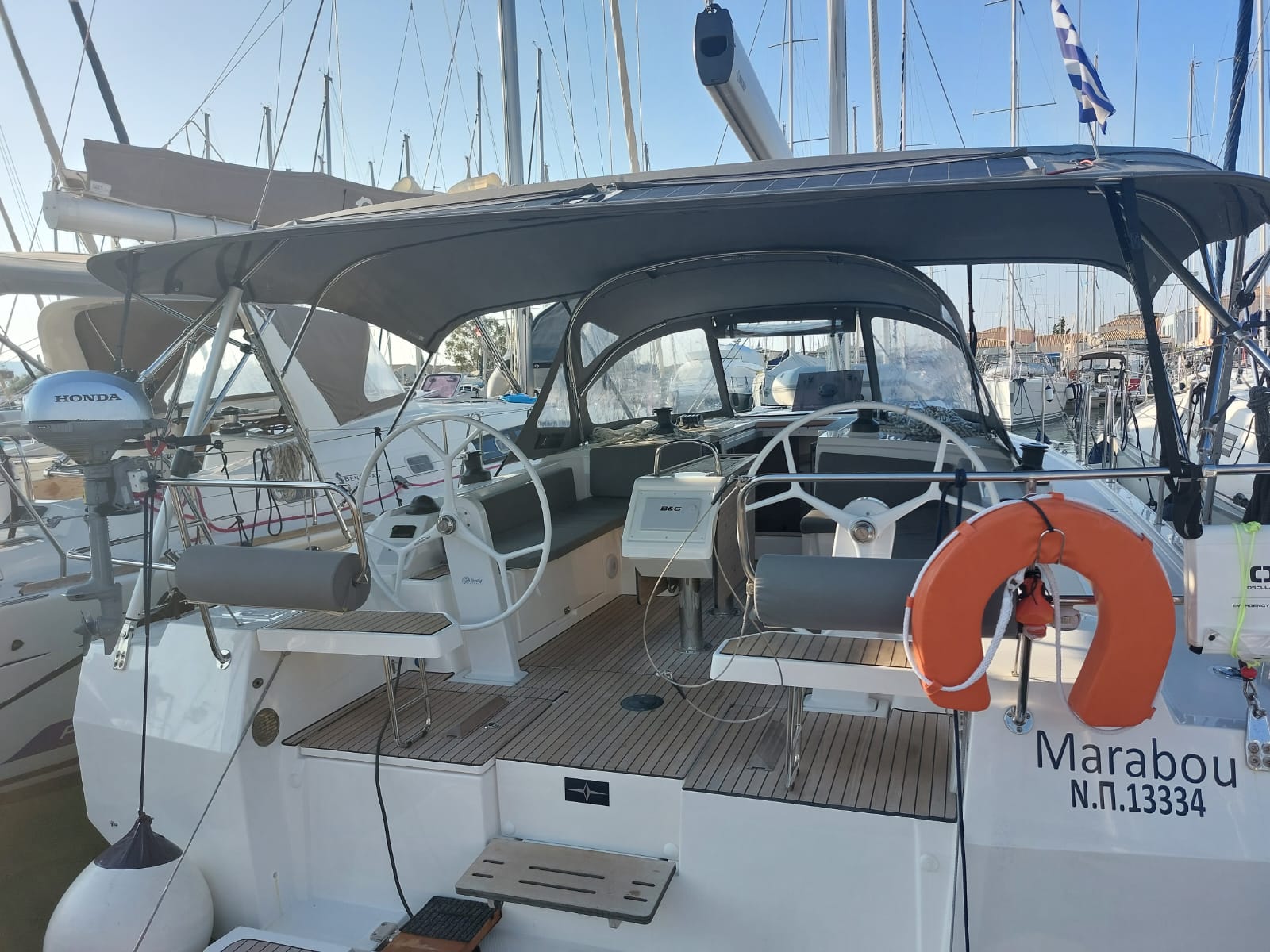 Bavaria C42 — photo 5