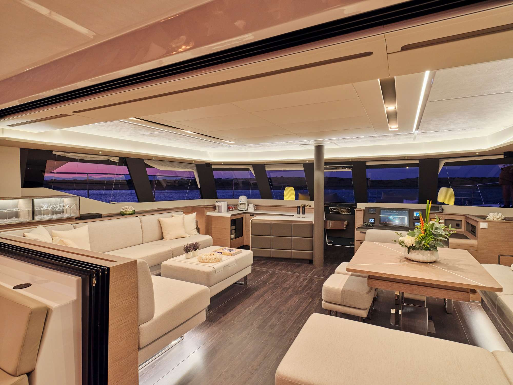 Fountaine Pajot Power Alegria 67 (4 cab) — photo 7