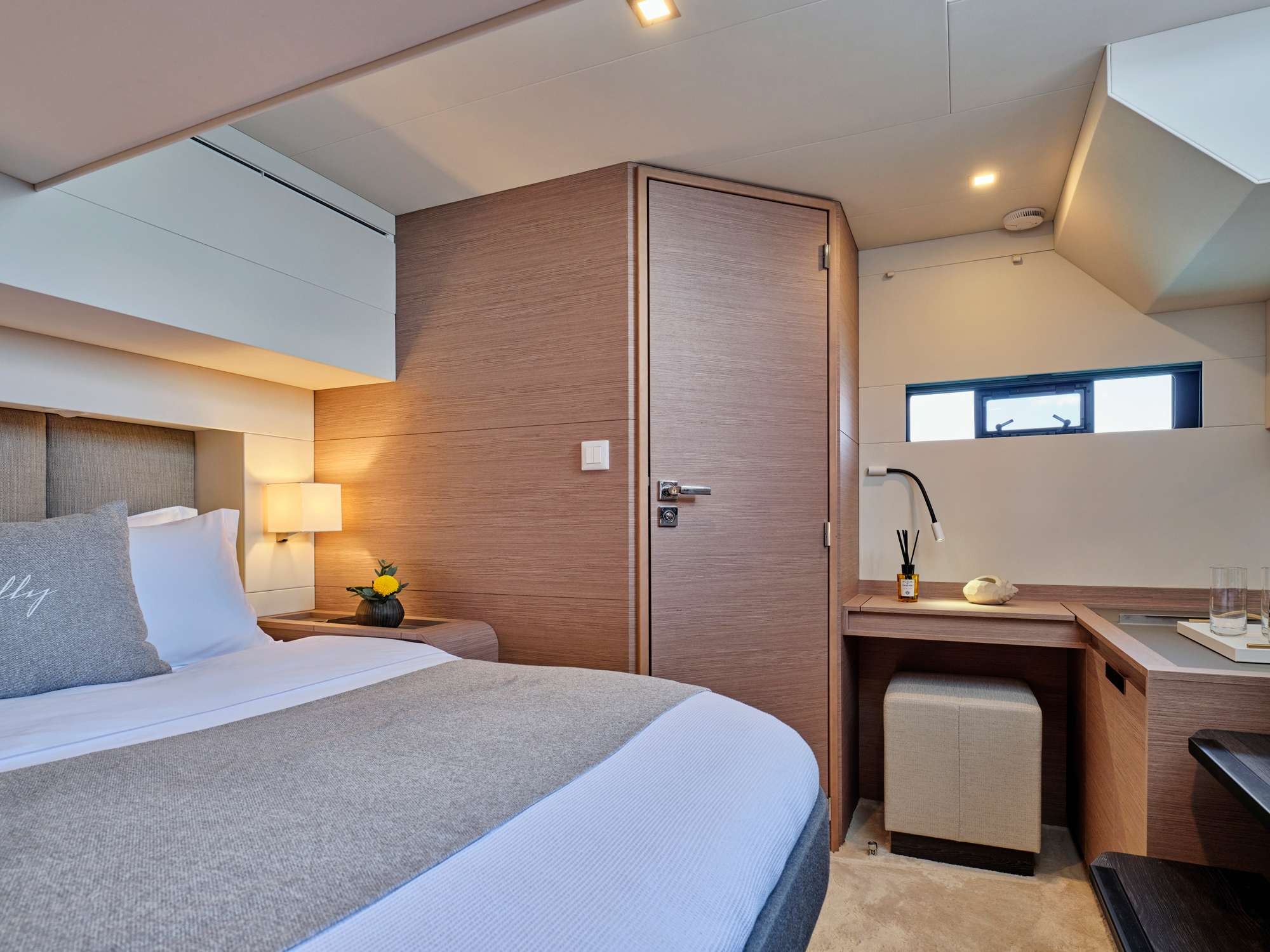 Fountaine Pajot Power Alegria 67 (4 cab) — photo 3