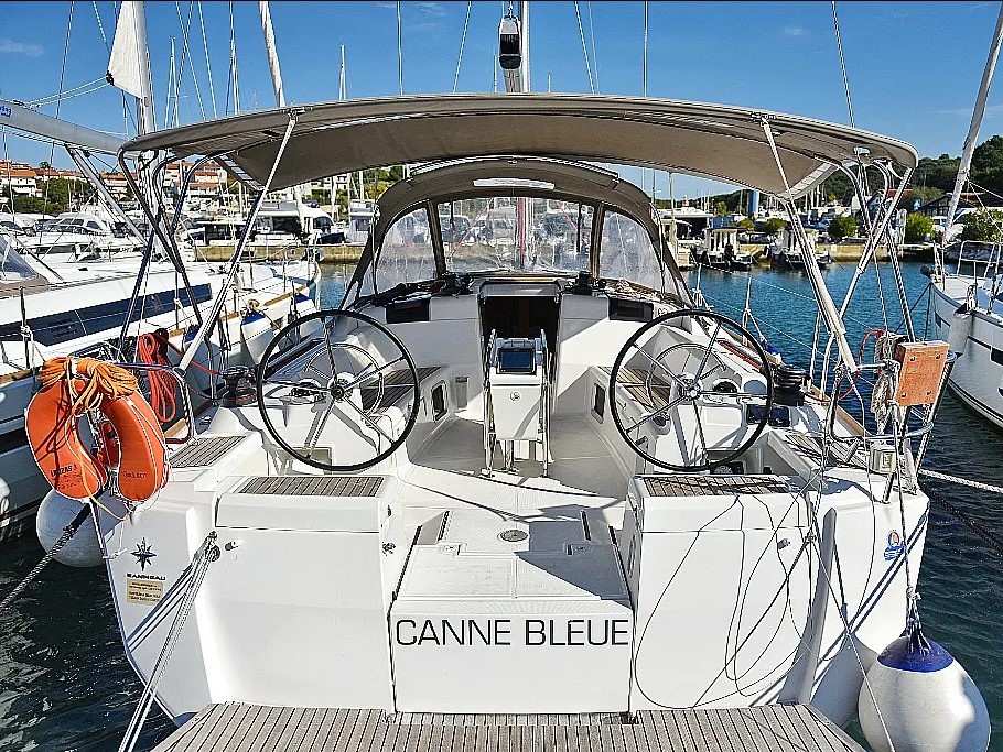 Sun Odyssey 449 — photo 1