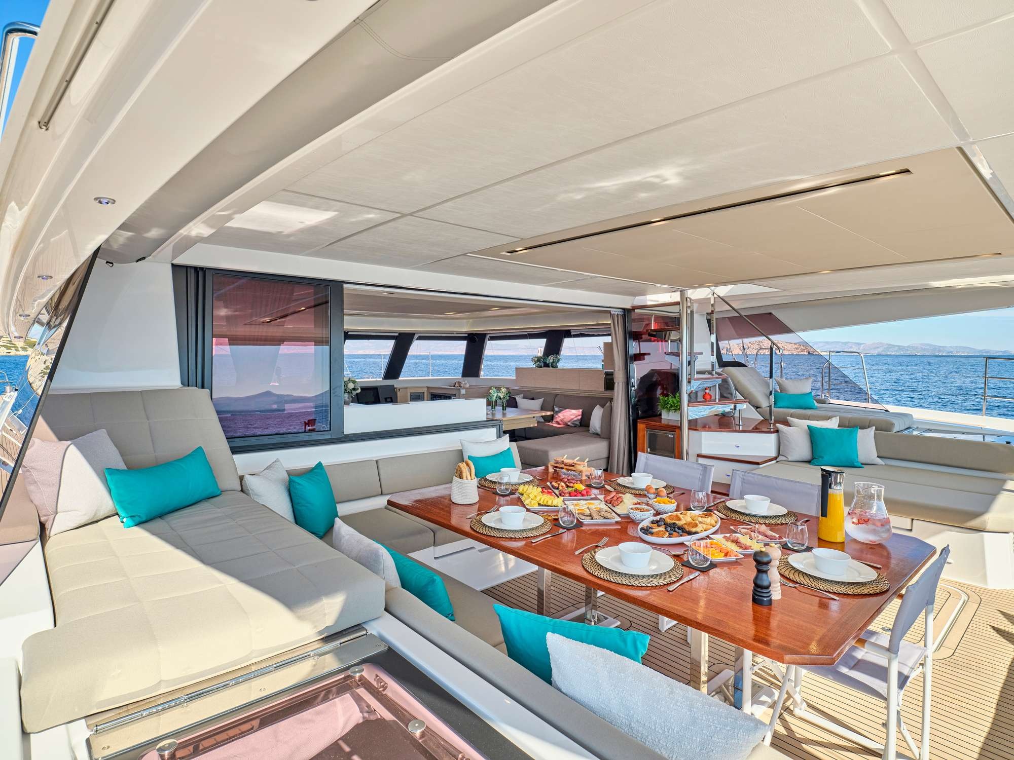 Fountaine Pajot Alegria 67 (5 cab) — photo 10
