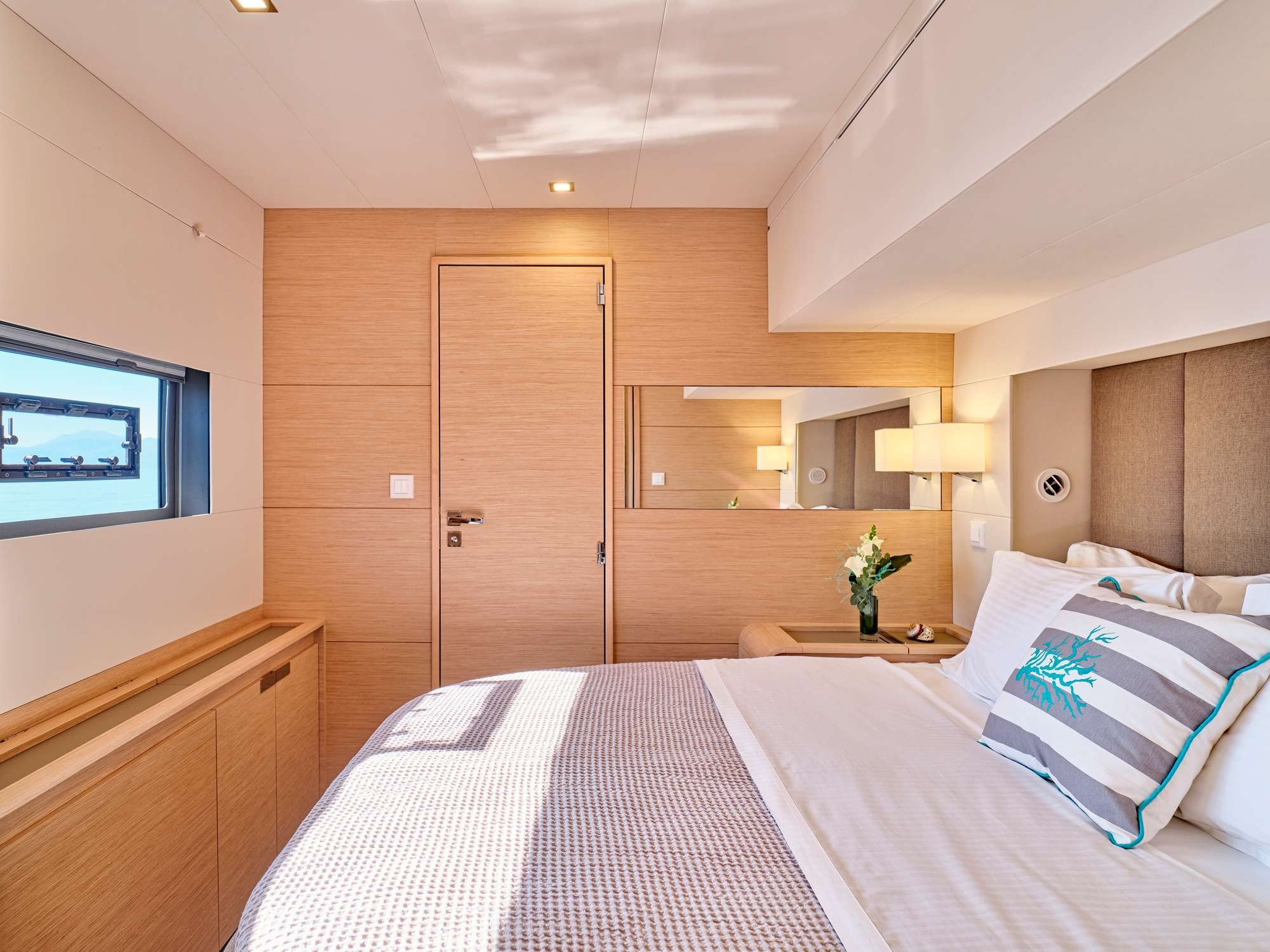 Fountaine Pajot Alegria 67 (5 cab) — photo 4