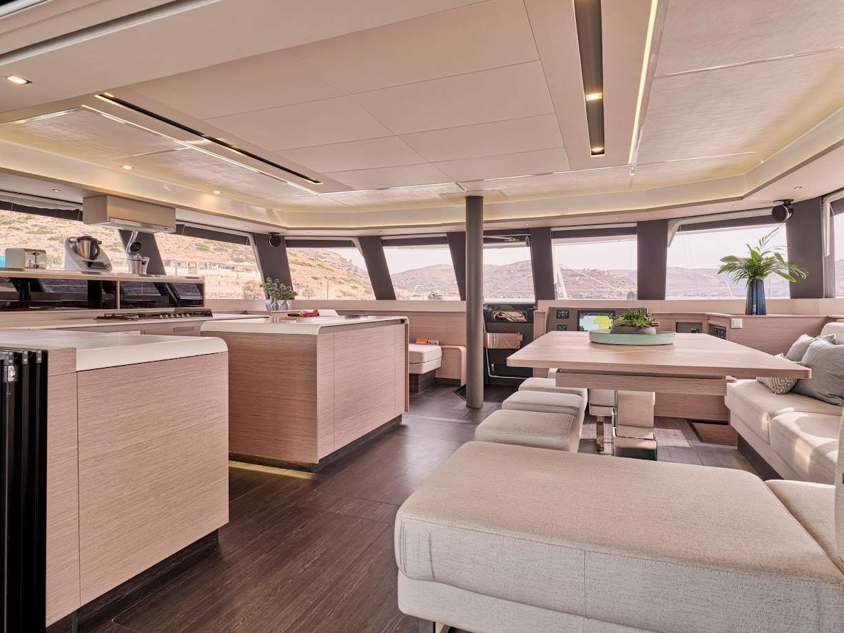 Fountaine Pajot Alegria 67 (5 cab) — photo 10