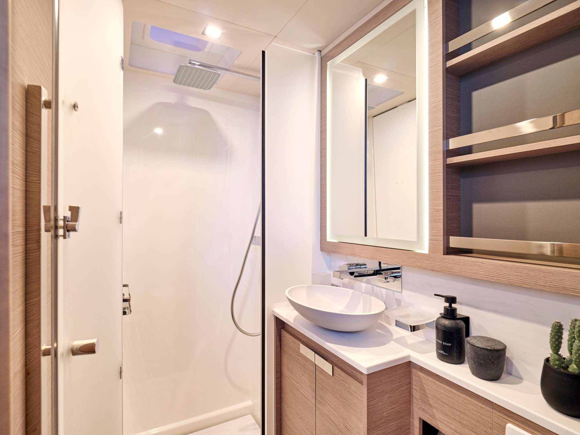 Fountaine Pajot Alegria 67 (4 cab) — photo 10