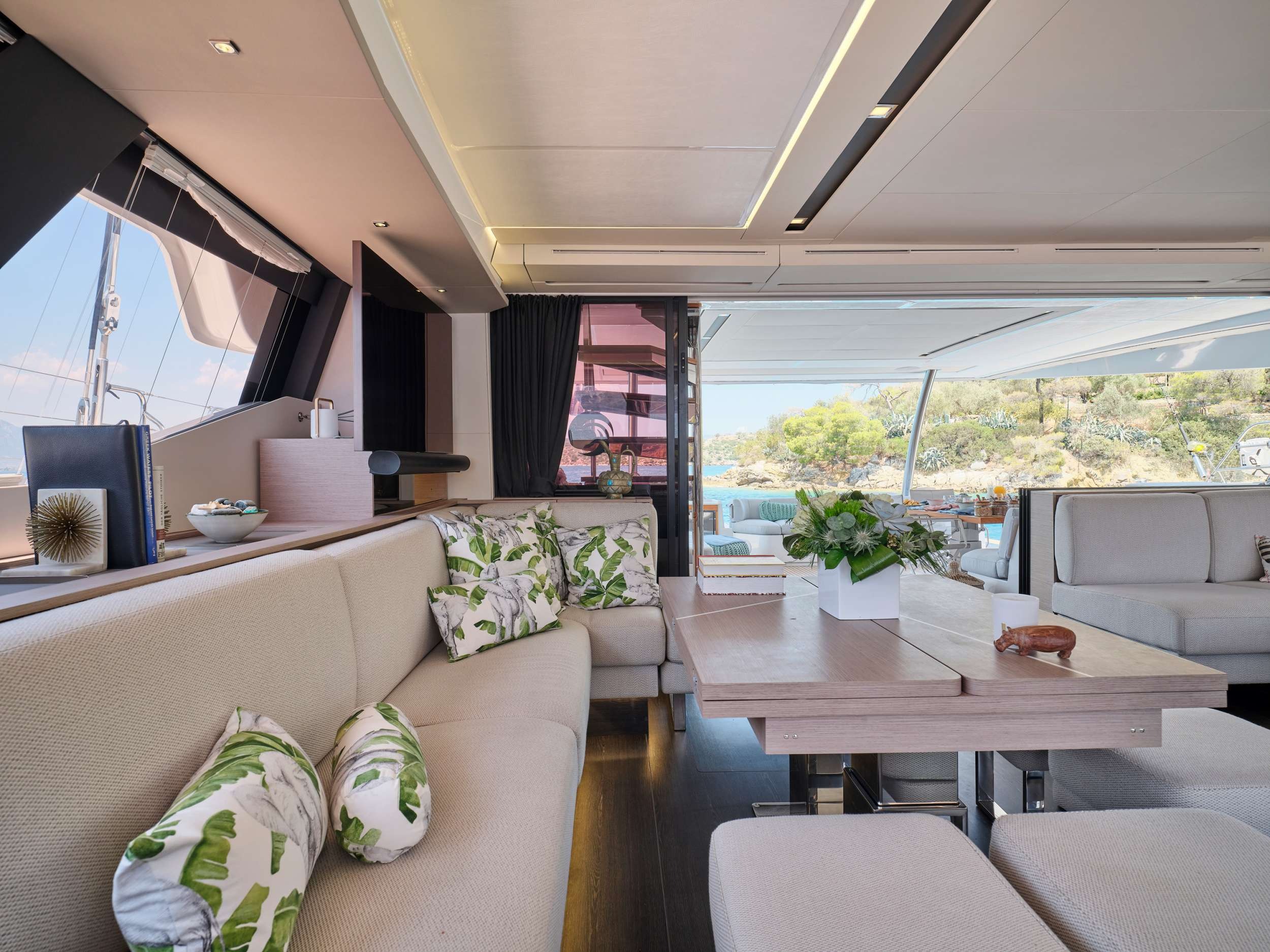 Fountaine Pajot Alegria 67 (4 cab) — photo 10