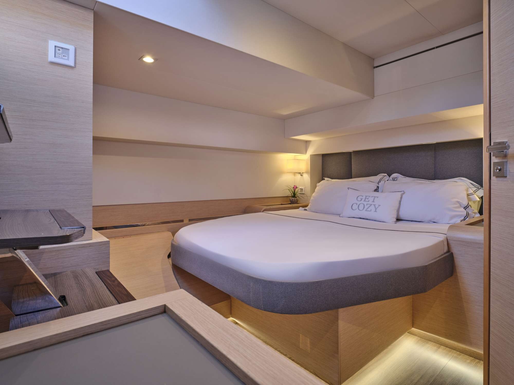 Fountaine Pajot Alegria 67 (5 cab) — photo 4