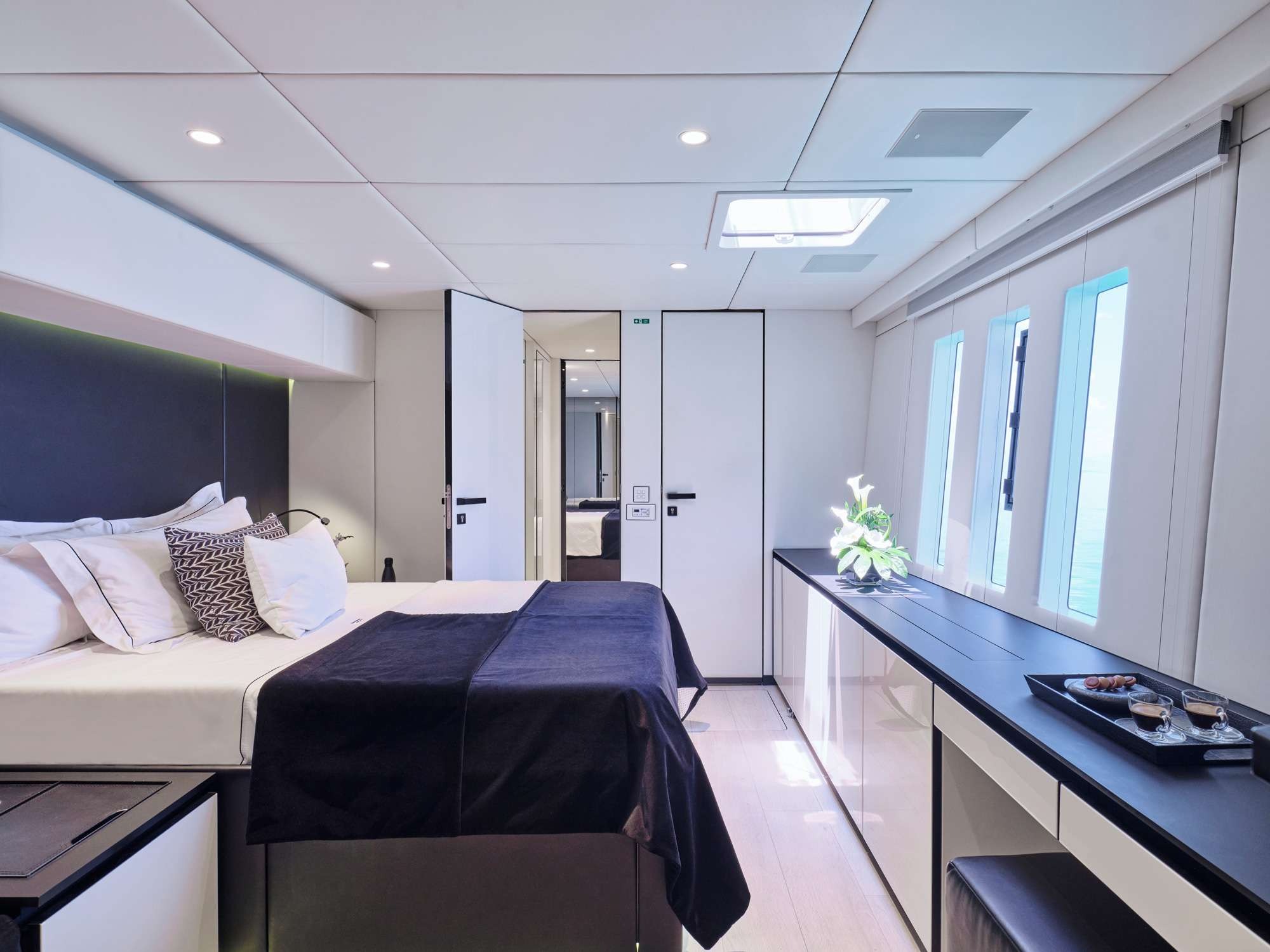 Sunreef 80 (4 cab) — photo 8