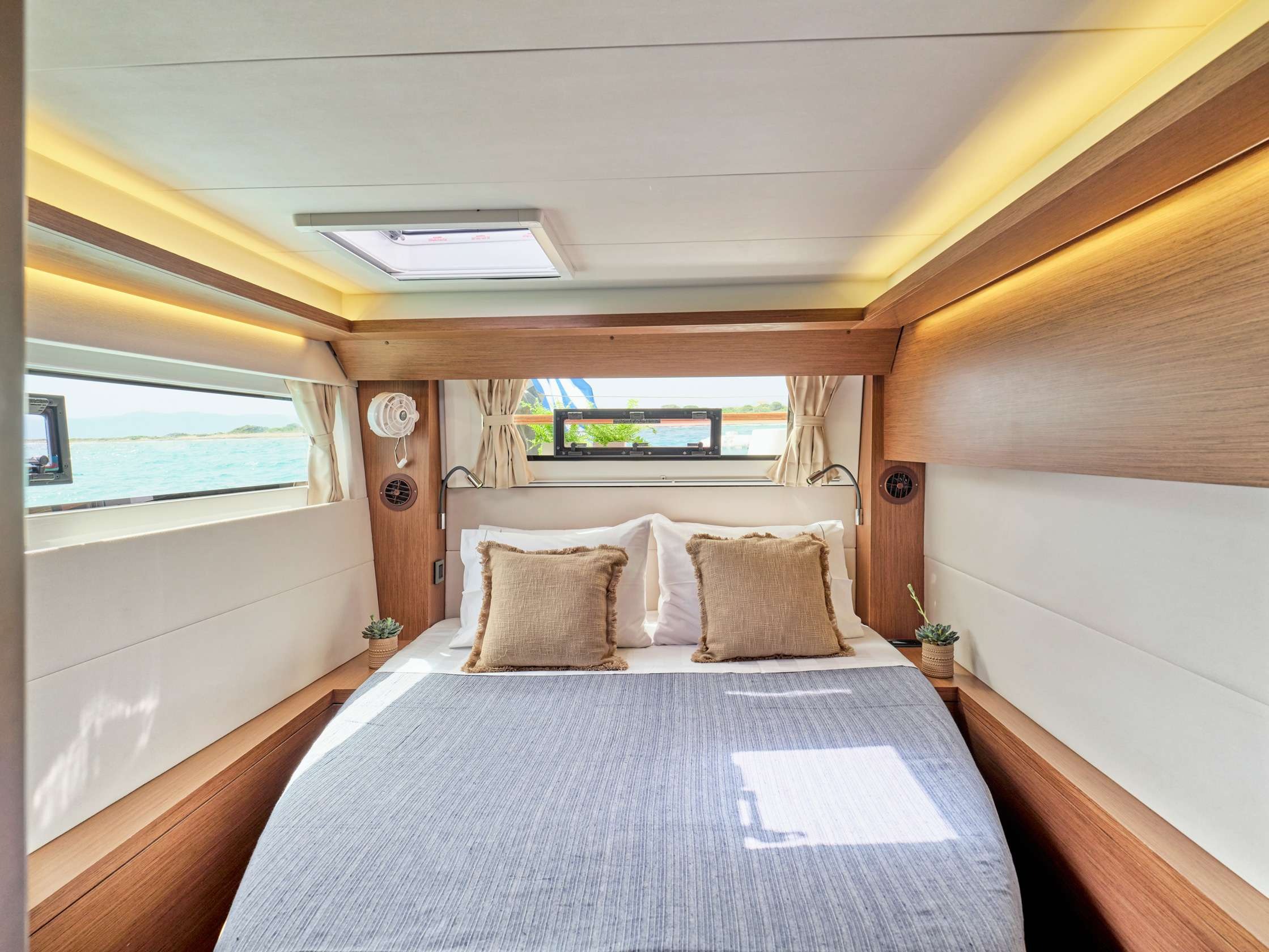 Lagoon 50 (5 cab) — photo 3